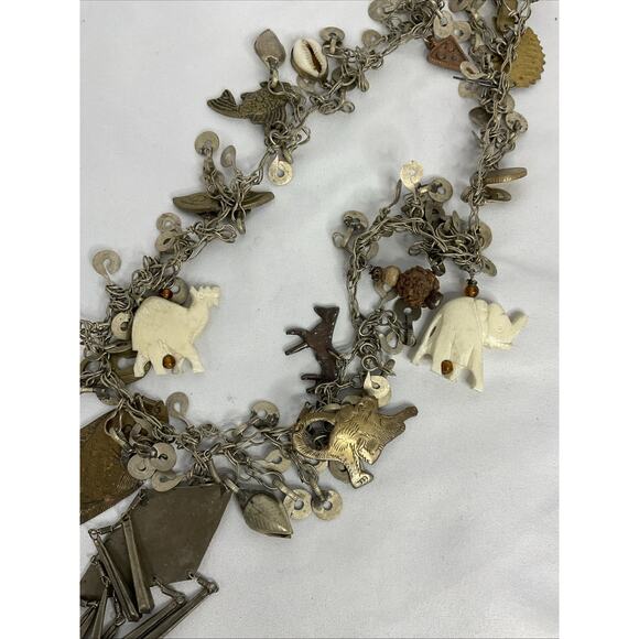 VTG VINTAGE SILVER TONE MEXICAN FETISH CHARM NECKLACE 19 IN - Picture 3 of 7